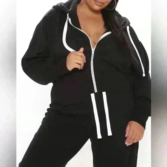 Fashion Nova Chill Mode Hoodie and Jogger Set (210) - Picture 3 of 13